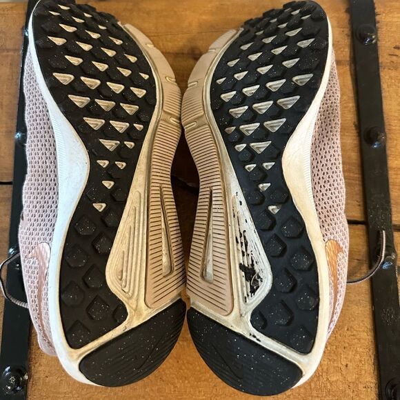 Nike Quest 2 Rose Gold Stone Mauve running sneakers shoes size 8 - Picture 6 of 8